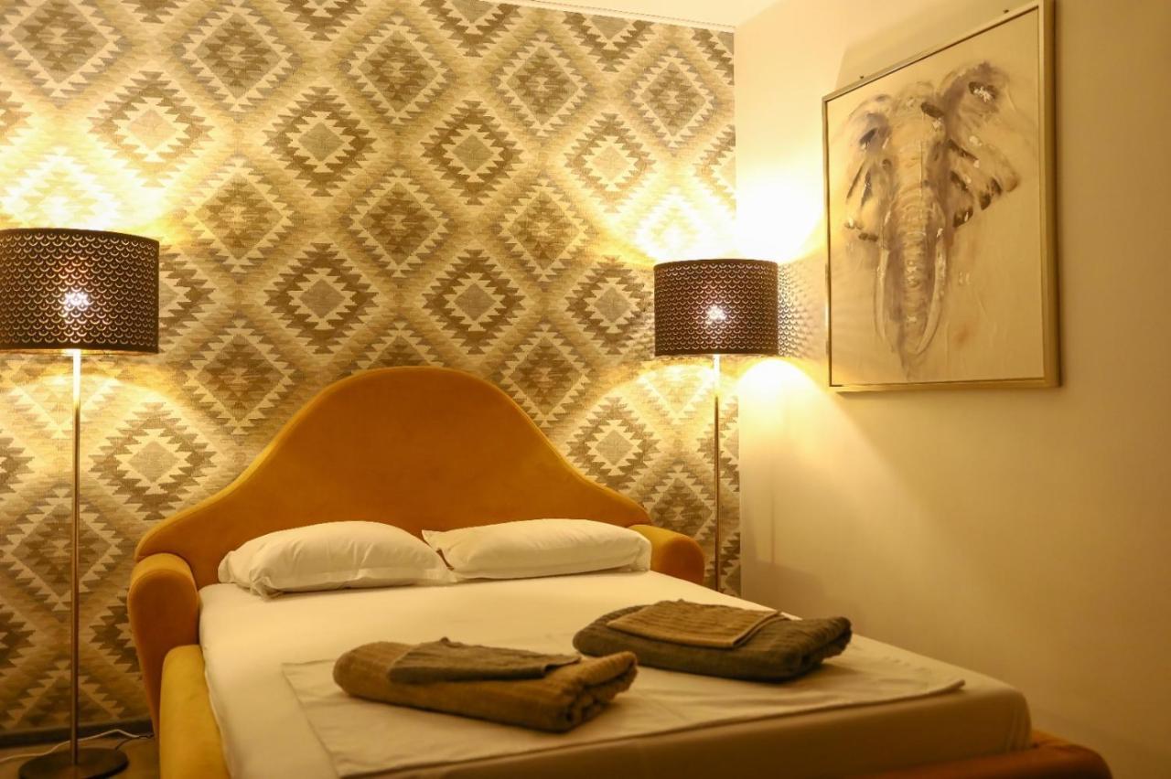 Colonial Touch Apartament Braşov Exterior foto